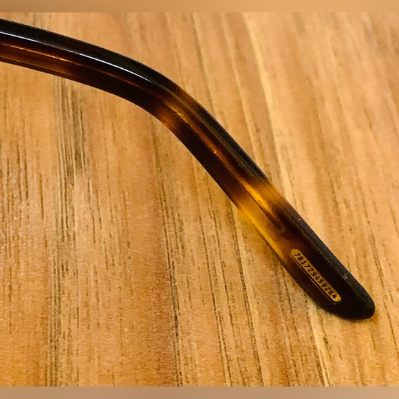 New Women’s Chopard Sunglasses - Picture 6 of 10